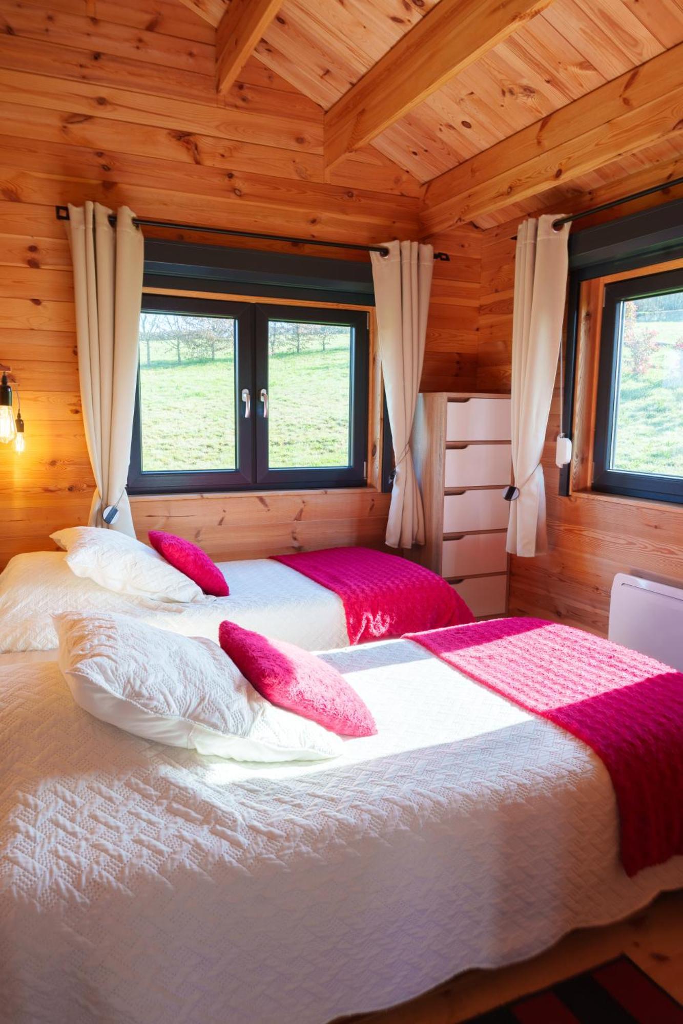 Le Chalet du Crescent Saint-Germain-des-Champs Extérieur photo